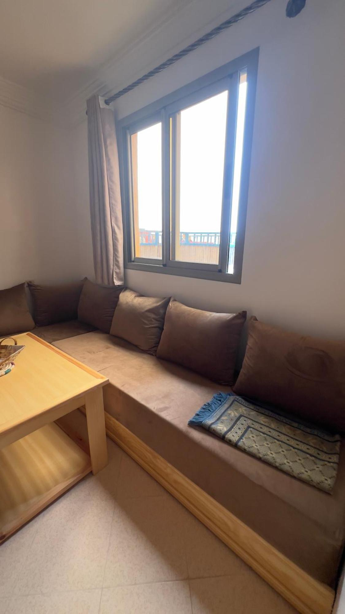 Ocean Waves Guest House 依索安 外观 照片